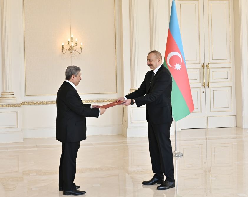 Президент Ильхам Алиев принял верительные грамоты новоназначенного посла Египта в Азербайджане (ФОТО/ВИДЕО)