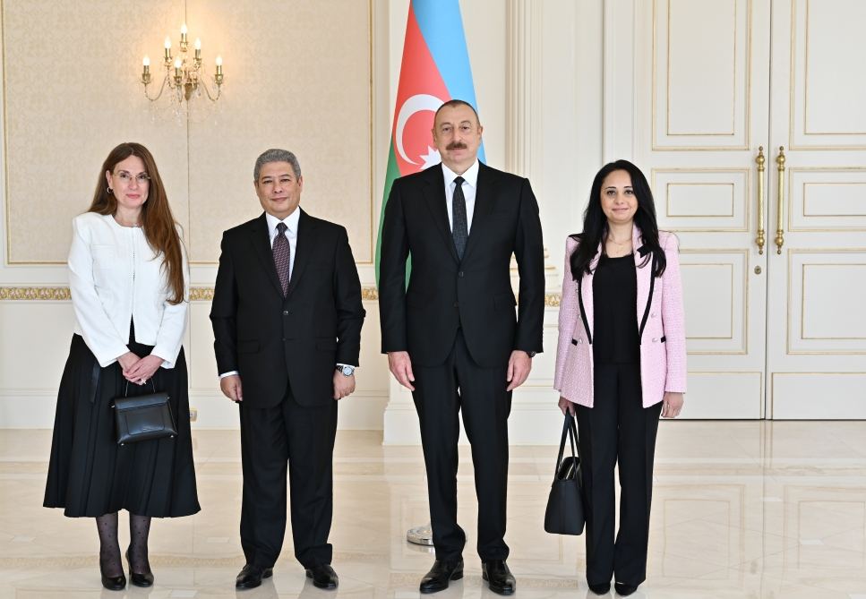 President Ilham Aliyev receives credentials of incoming ambassador of Egypt (PHOTO/VIDEO)
