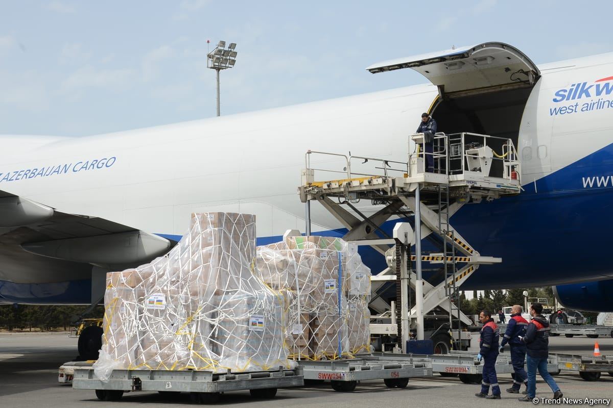 Azerbaijan sends another batch of humanitarian aid to Ukraine (PHOTO)