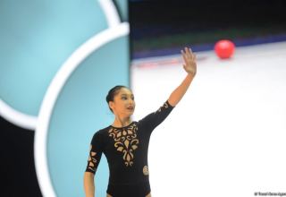 Arzu Cəlilova və Zöhrə Ağamirova bədii gimnastika üzrə dünya kubokunda finala çıxıb (FOTO)