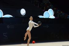 Azerbaijani athlete leading in ball exercises at FIG Rhythmic Gymnastics World Cup in Baku (PHOTO)