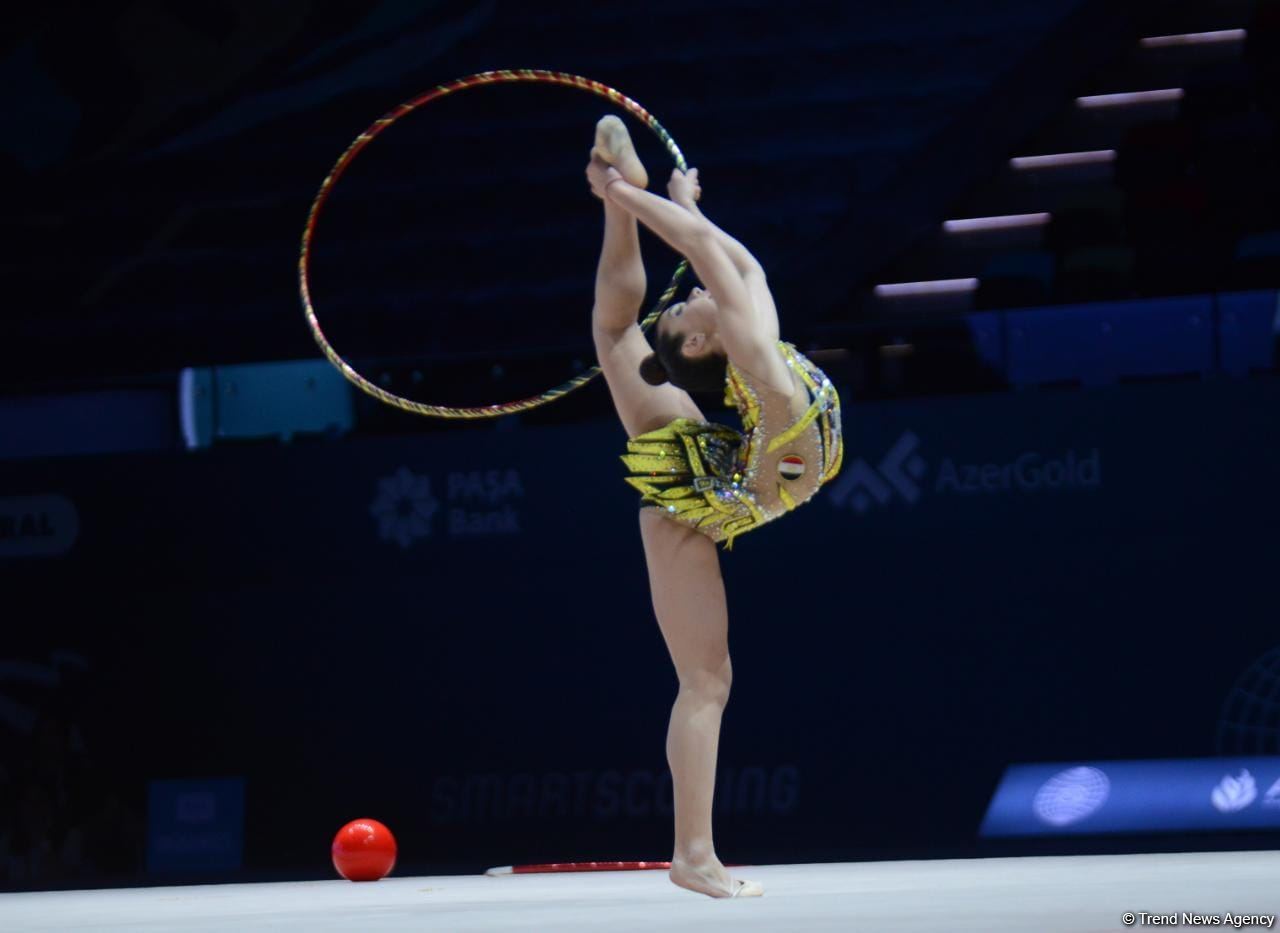 В Баку стартовал первый день соревнований Кубка мира FIG по художественной  гимнастике (ФОТО)