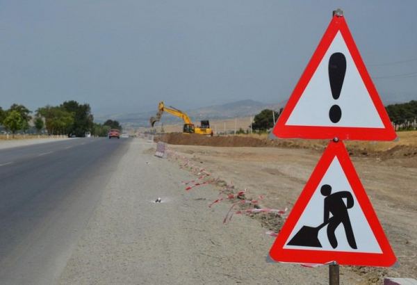 На участке автодороги Баку-Шамахы-Евлах частично ограничат движение транспорта