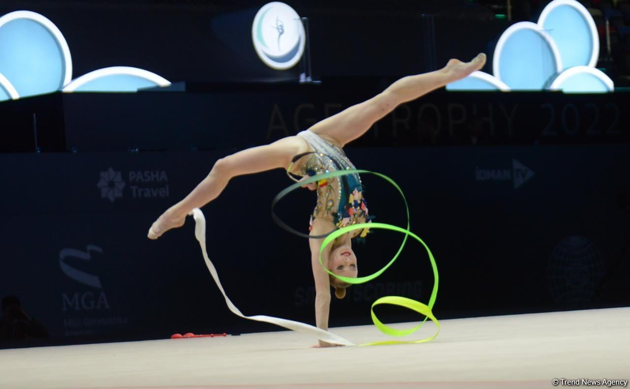 Артистизм и пластичность – лучшие моменты второго дня соревнований Кубка мира FIG по художественной гимнастике в Баку (ФОТО)