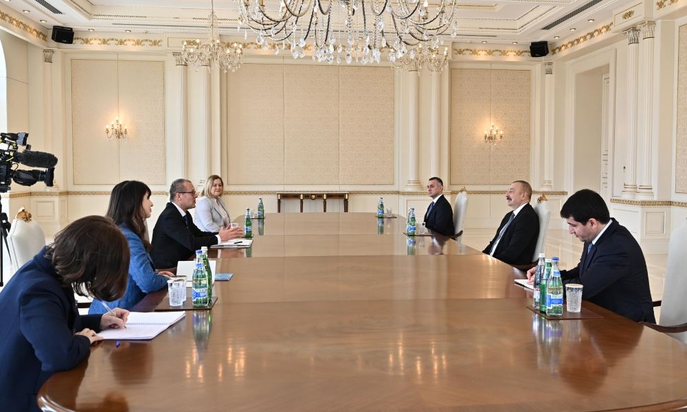 President Ilham Aliyev receives WHO Regional Director for Europe Hans Henri Kluge
