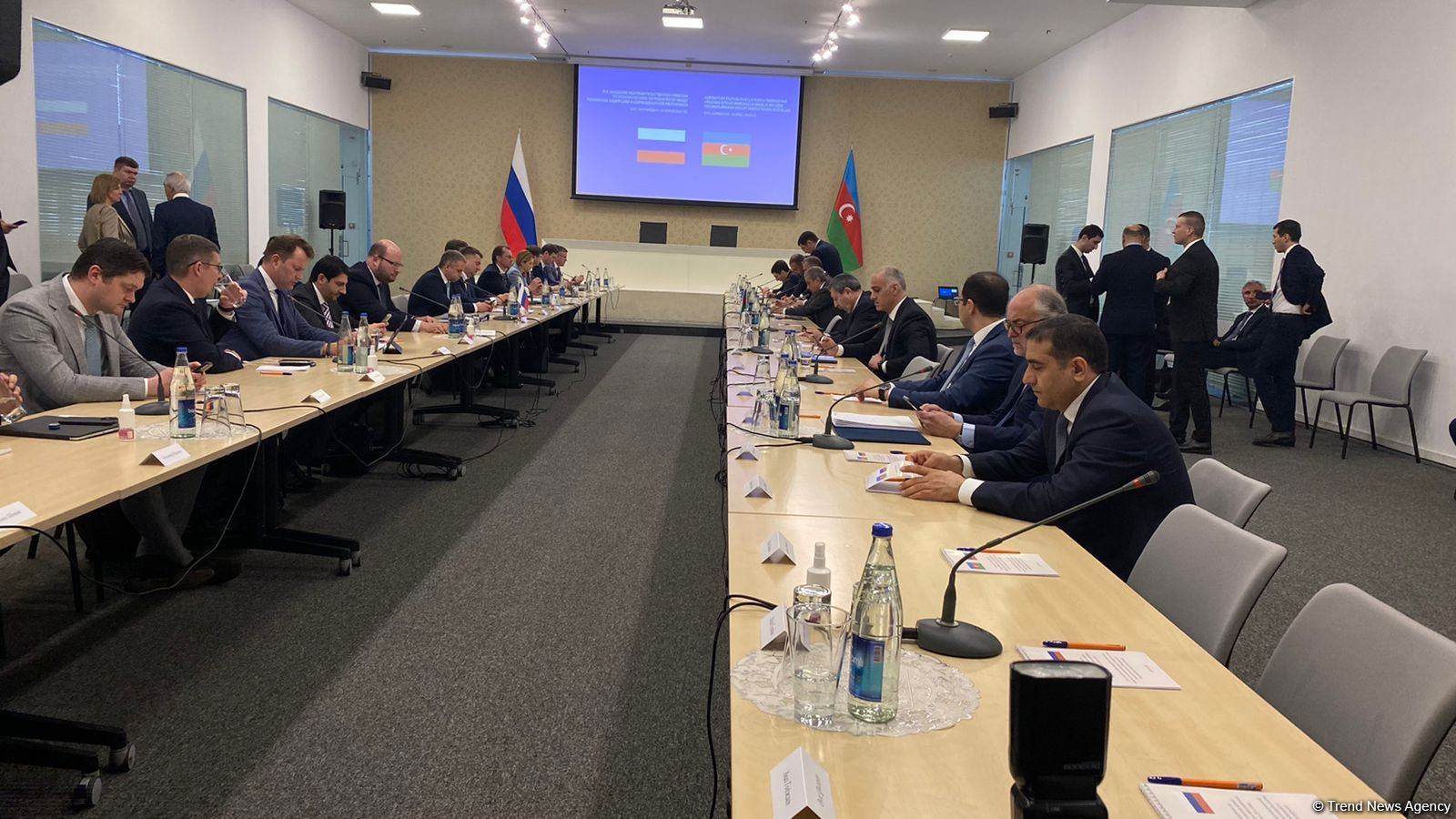 Azerbaijan, Russia sign several documents on co-op (PHOTO)
