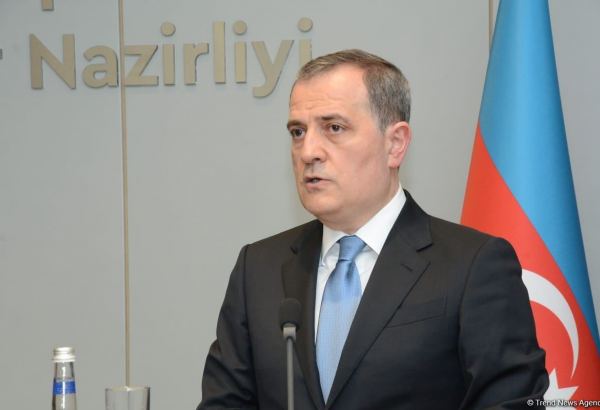 Azerbaijani FM talks about conditions for start of work of Azerbaijan-Armenia joint border commission