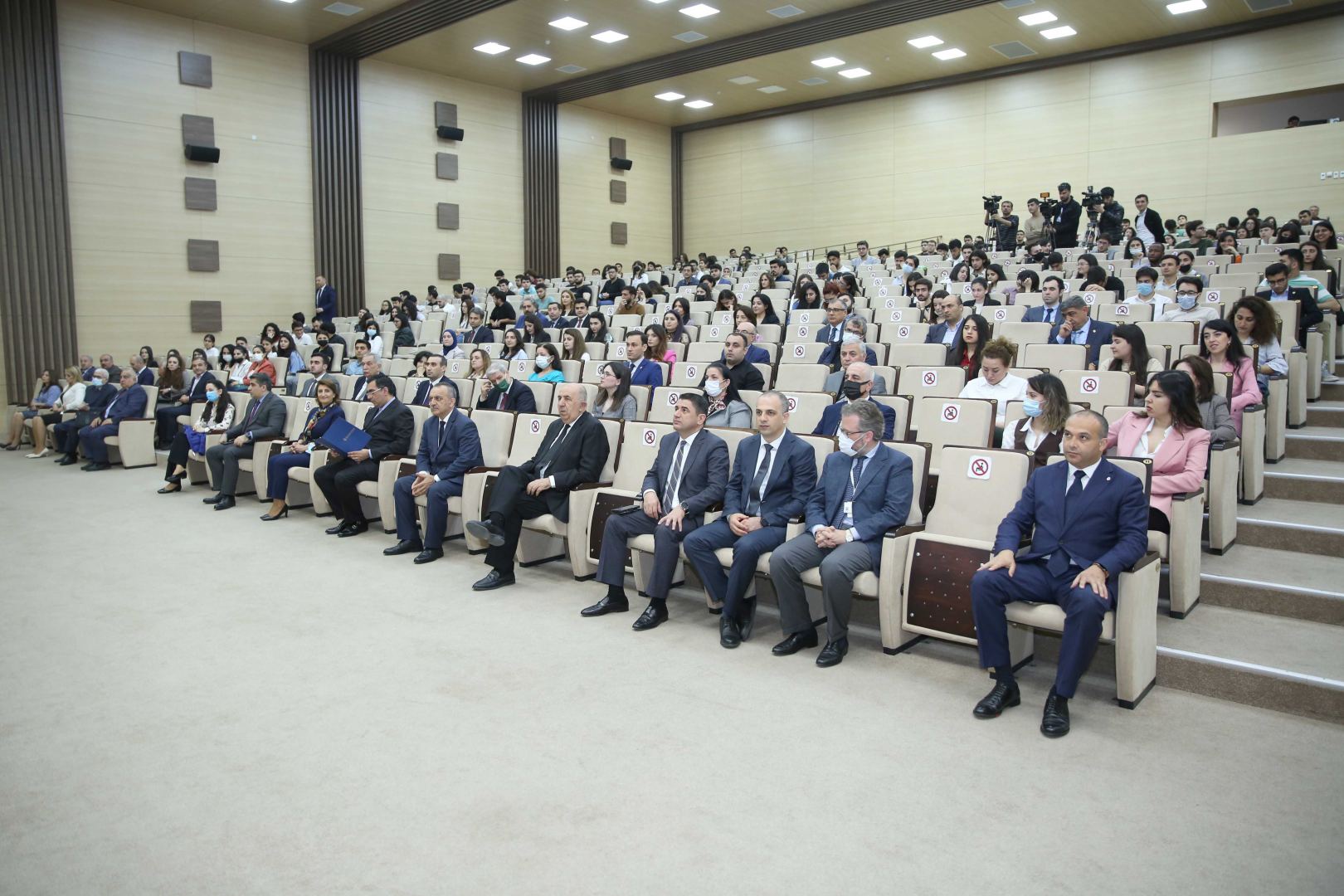 Baku Higher Oil School hosts opening ceremony of Third International Student Research and Science Conferences (PHOTO)