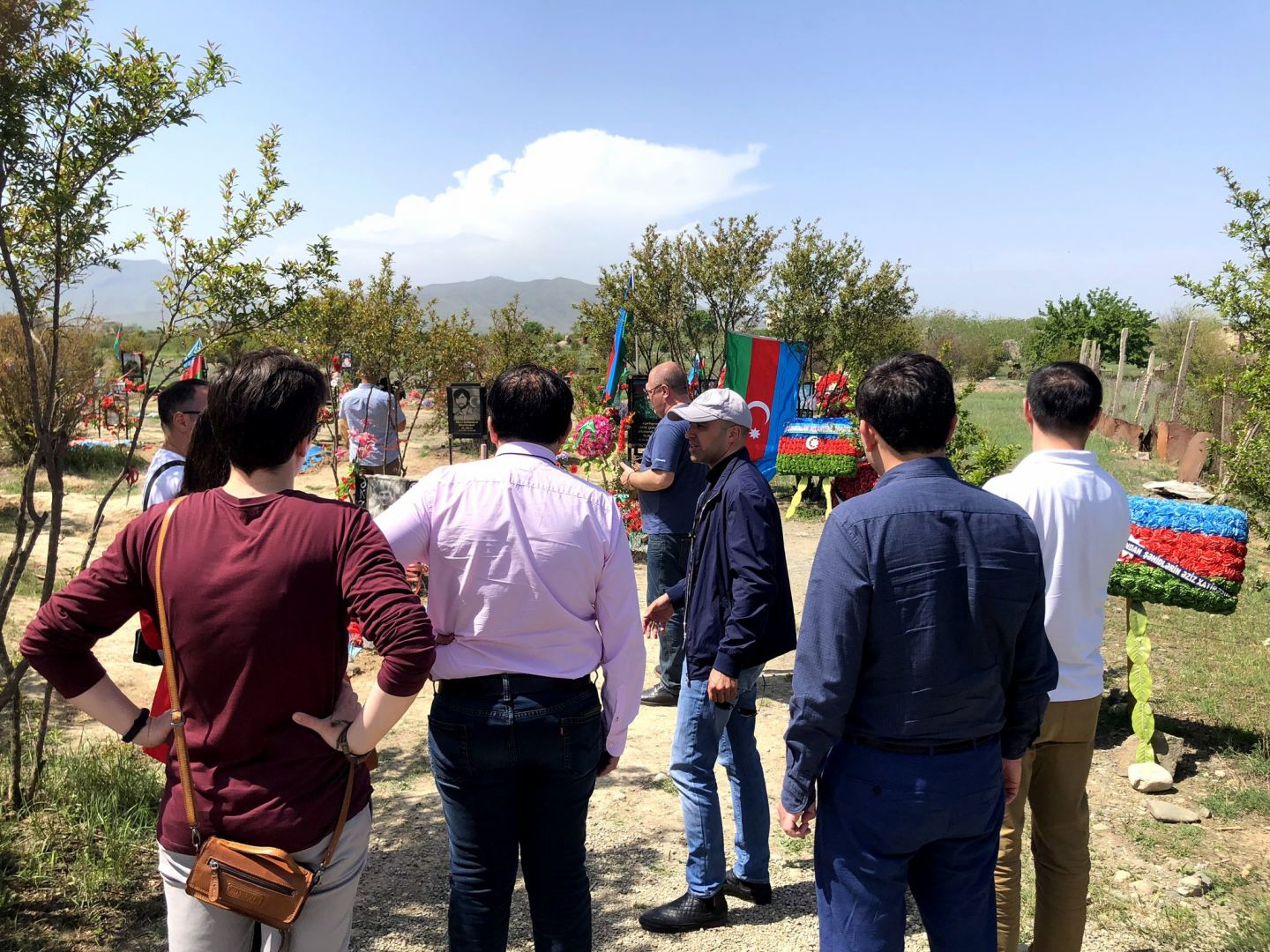 Представители казахстанских СМИ и общественности посетили Агдам (ФОТО)