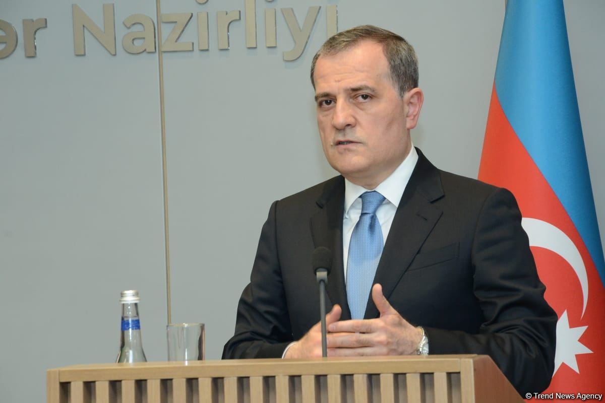 Армения, следуя принципам международного права, может стать элементом регионального сотрудничества - Джейхун Байрамов