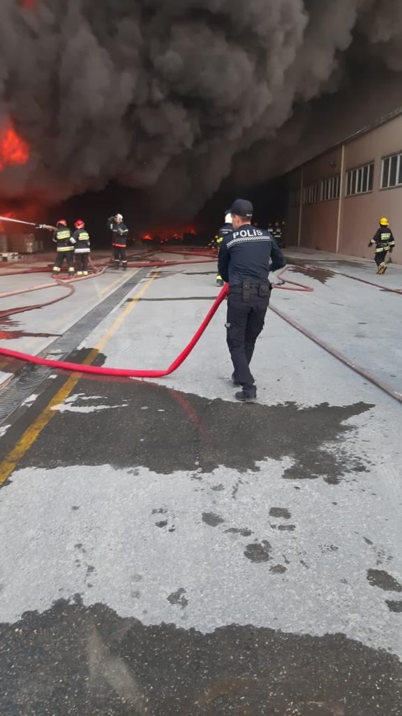 В связи с пожаром в Сумгайыте немедленно были мобилизованы сотрудники полиции - МВД (ФОТО)