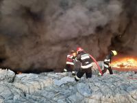 К тушению пожара в ”Промпарке Азерсун" привлечены два вертолета (ФОТО/ВИДЕО)