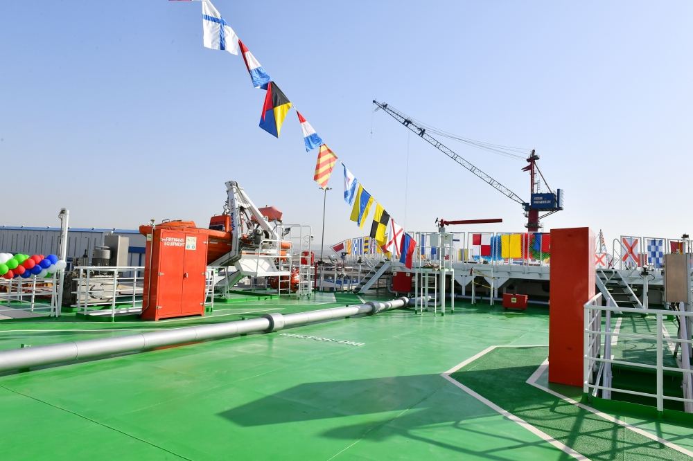 Президент Ильхам Алиев принял участие в церемонии сдачи в эксплуатацию судна-парома «Зарифа Алиева» (ФОТО/ВИДЕО)