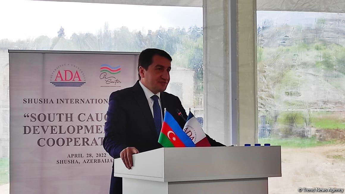 Мирный договор между Азербайджаном и Арменией послужит развитию интеграции на Южном Кавказе - Хикмет Гаджиев