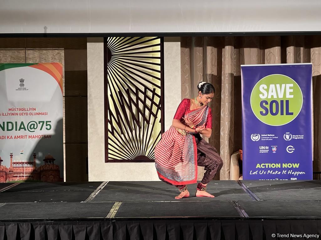 В Баку состоялось мероприятие, посвященное глобальному движению Save Soil (ФОТО)