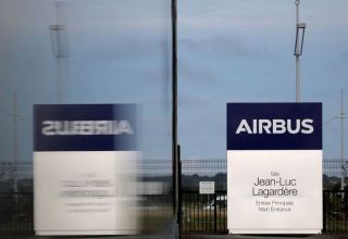 Airbus may delay new jet to 2024 amid regulator talks over design