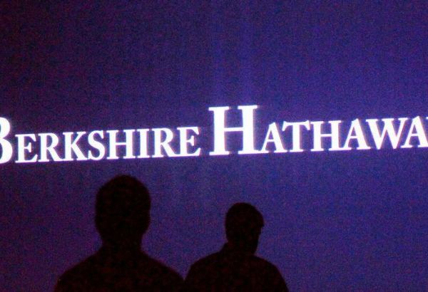 Berkshire buys more Occidental shares, boosts stake to 15.2%