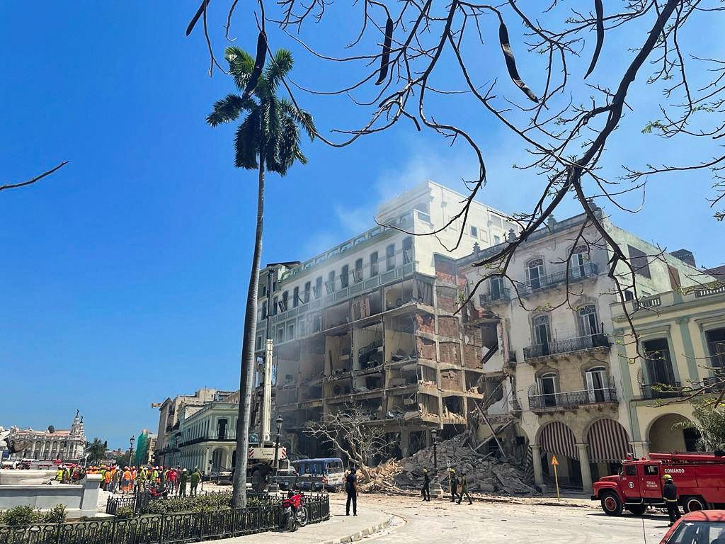 Число погибших из-за взрыва в гаванском отеле достигло 40
