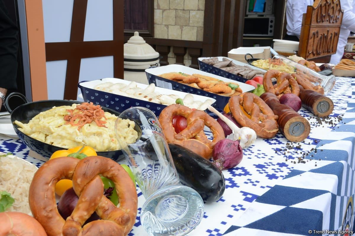 Şuşadakı beynəlxalq festival Azərbaycanın və dünya xalqlarının unikal ənənələrini nümayiş etdirir - Dominikalı kulinar (FOTO)