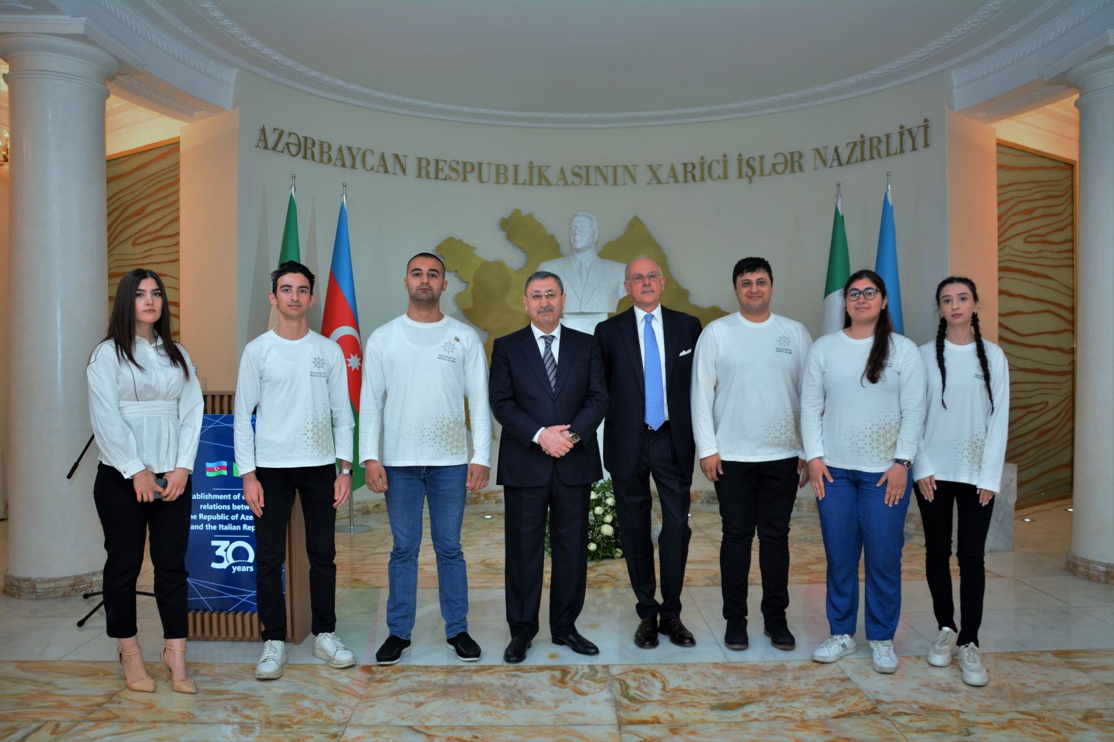 Azerbaijan's MFA hosts exhibition dedicated to 30th anniversary of Azerbaijan-Italy diplomatic relations (PHOTO)