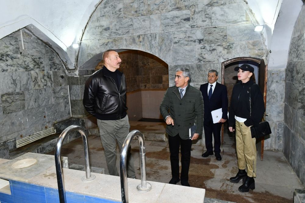 President Ilham Aliyev and First Lady Mehriban Aliyeva view restoration work carried out in administrative building and Shirin Su Bath in Shusha (PHOTO/VIDEO)