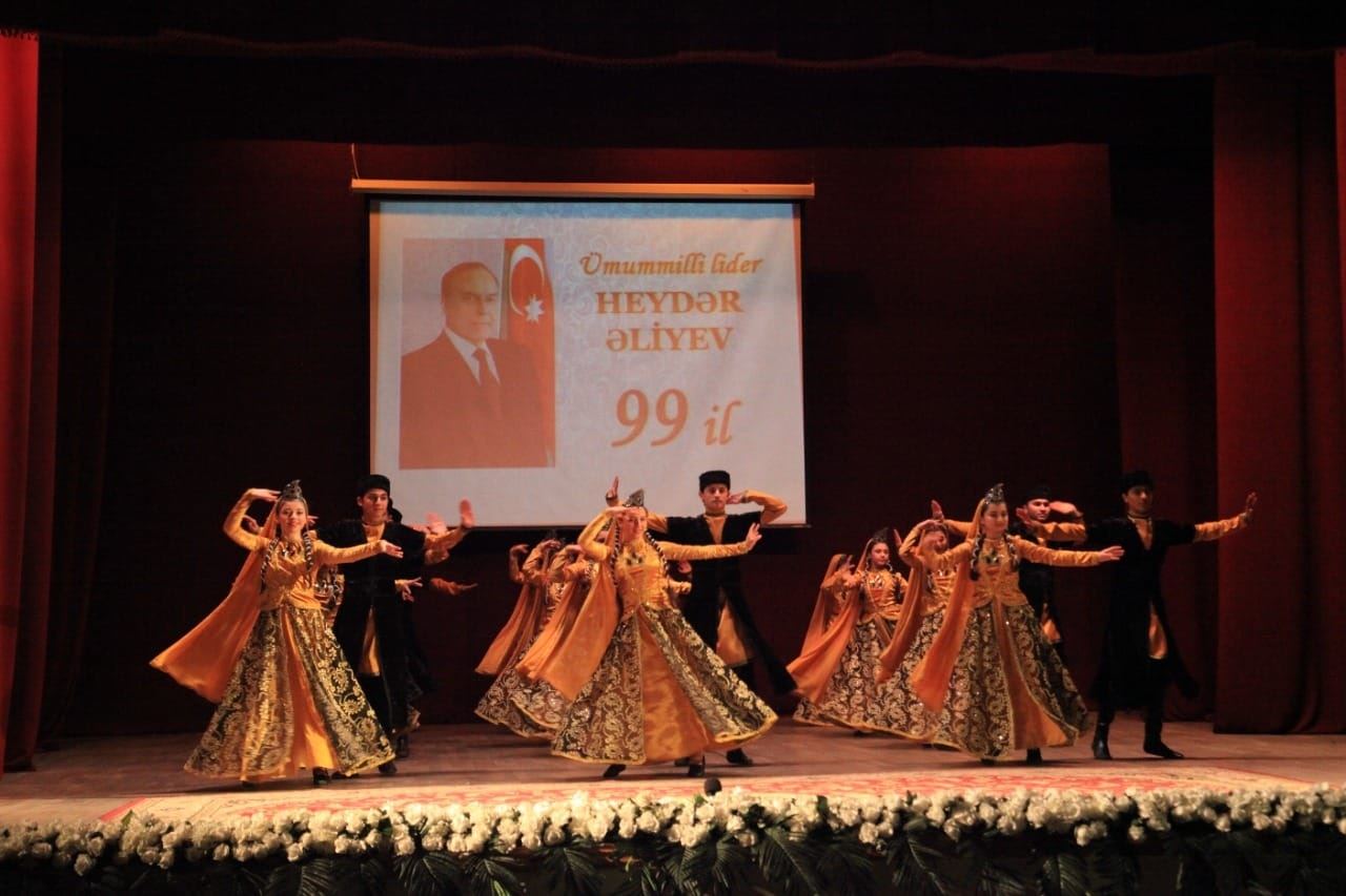 Состоялось мероприятие, посвященное 99-летию со дня рождения общенационального лидера Гейдара Алиева (ФОТО)