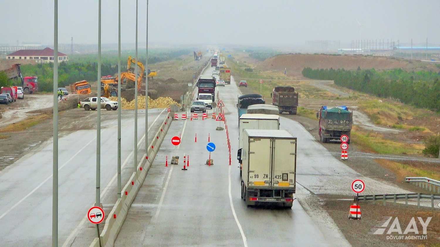 M1 magistral yolunda tikinti-bərpa işləri sürətlə davam etdirilir - AAYDA (FOTO/VİDEO)