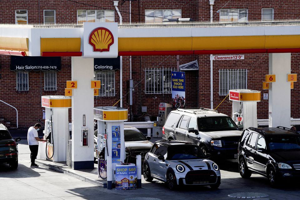 U.S. import prices unchanged as petroleum costs drop