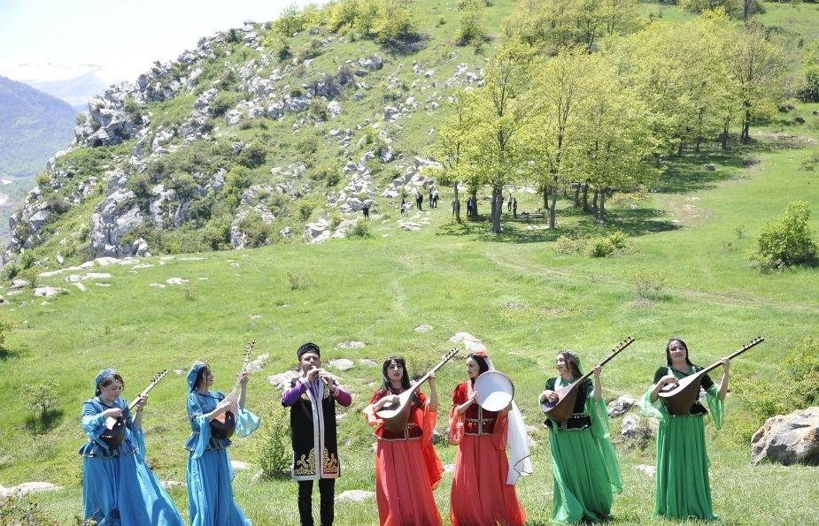 5th International Folklore Festival "Kharibulbul" ends (PHOTO)