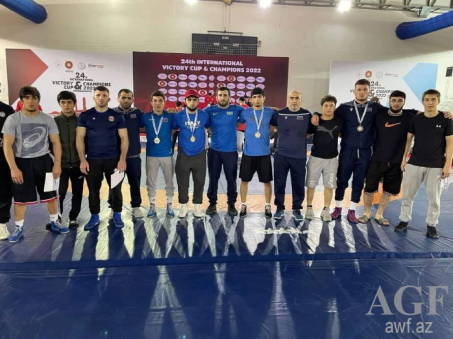 Güləşçilərimiz Antalyada “Çempionlar”  turnirində 24 medal qazanıblar (FOTO)