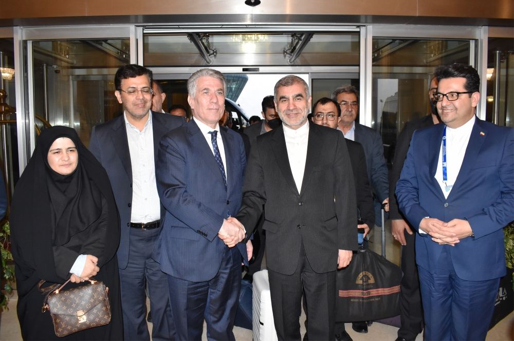 Первый зампредседателя Меджлиса Исламского Совета Ирана прибыл в Азербайджан (ФОТО)