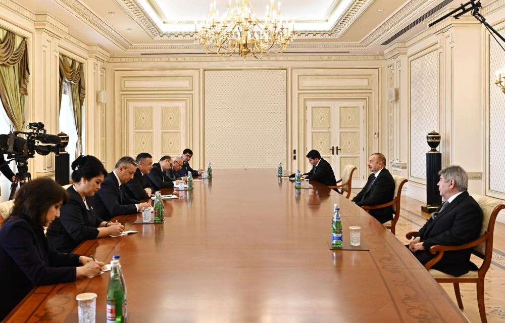 Президент Ильхам Алиев принял делегацию во главе с председателем Законодательной палаты Олий Мажлиса Узбекистана (ВИДЕО)