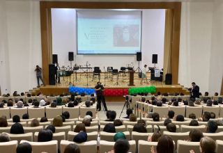 В Агдаме стартовал V Международный симпозиум “Хамза Нигари" (ФОТО)