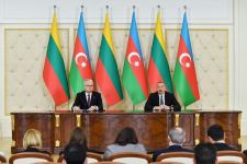 Президенты Азербайджана и Литвы выступили с заявлениями для печати (ФОТО/ВИДЕО)