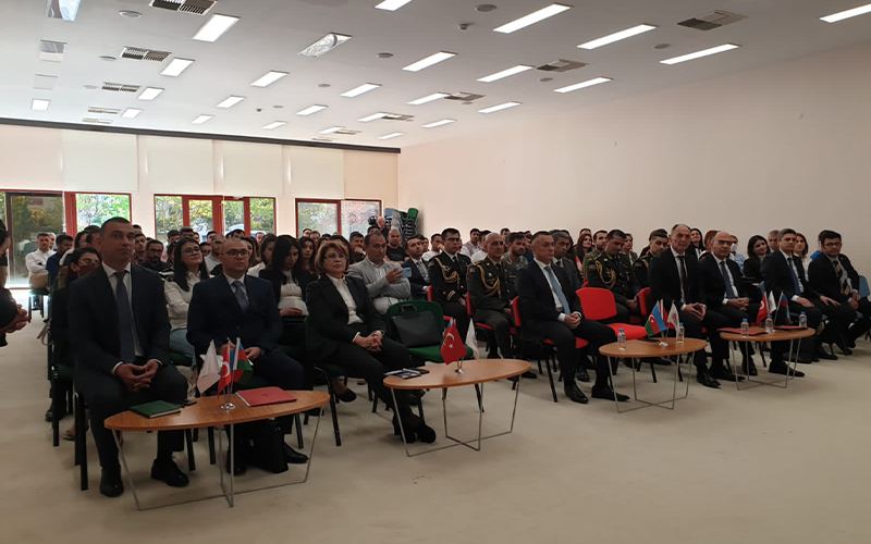 Делегация минздрава встретилась с членами Ассоциации азербайджанских врачей в Турции (ФОТО)