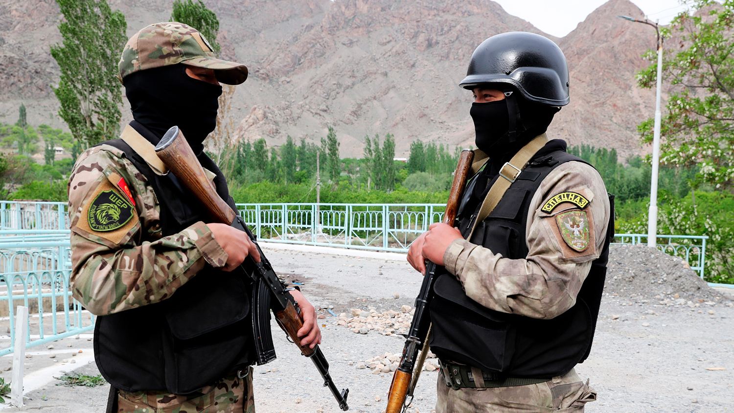 В ходе антитеррористической операции в Таджикистане погиб офицер