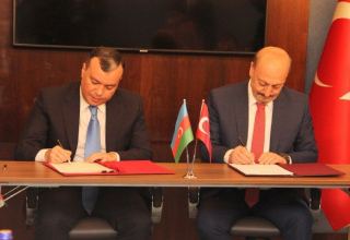 Azerbaijan and Turkey sign documents on cooperation in field of labor and social protection (PHOTO)
