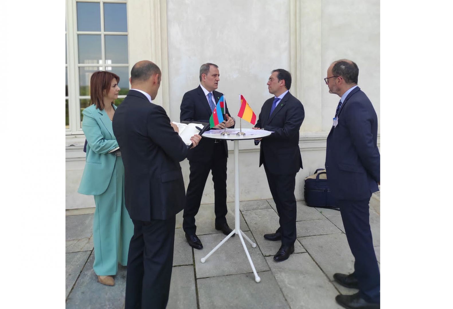 Глава МИД Азербайджана встретился с министром иностранных дел Испании (ФОТО)