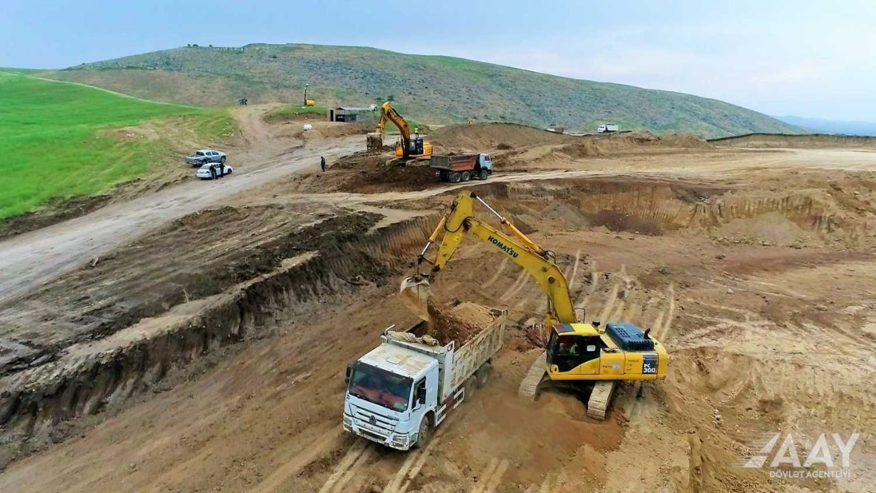 Строительство автодороги Физули-Агдам продолжается быстрыми темпами - госагентство (ФОТО)
