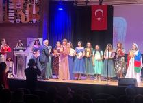 Азербайджанские народные песни и мугам прозвучали в Турции в исполнении участников проекта Gənclərə dəstək (ФОТО/ВИДЕО)