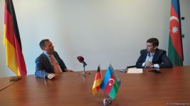 Немецкие компании заинтересованы в расширении инвестиций в экономику Азербайджана - директор торговой палаты (Интервью) (ВИДЕО)