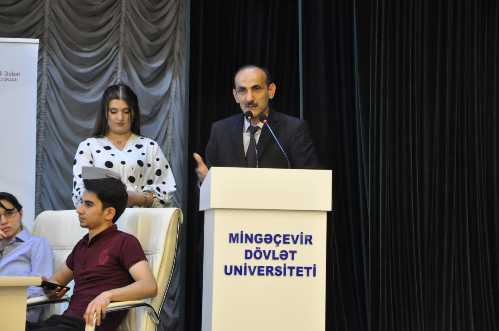 MDU komandaları “Mingəçevir Gənclər Debat Forumu”nun finalçıları olublar (FOTO)