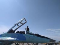 Сельджук Байрактар совершил полет над Баку на истребителе МиГ-29 (ФОТО/ВИДЕО)