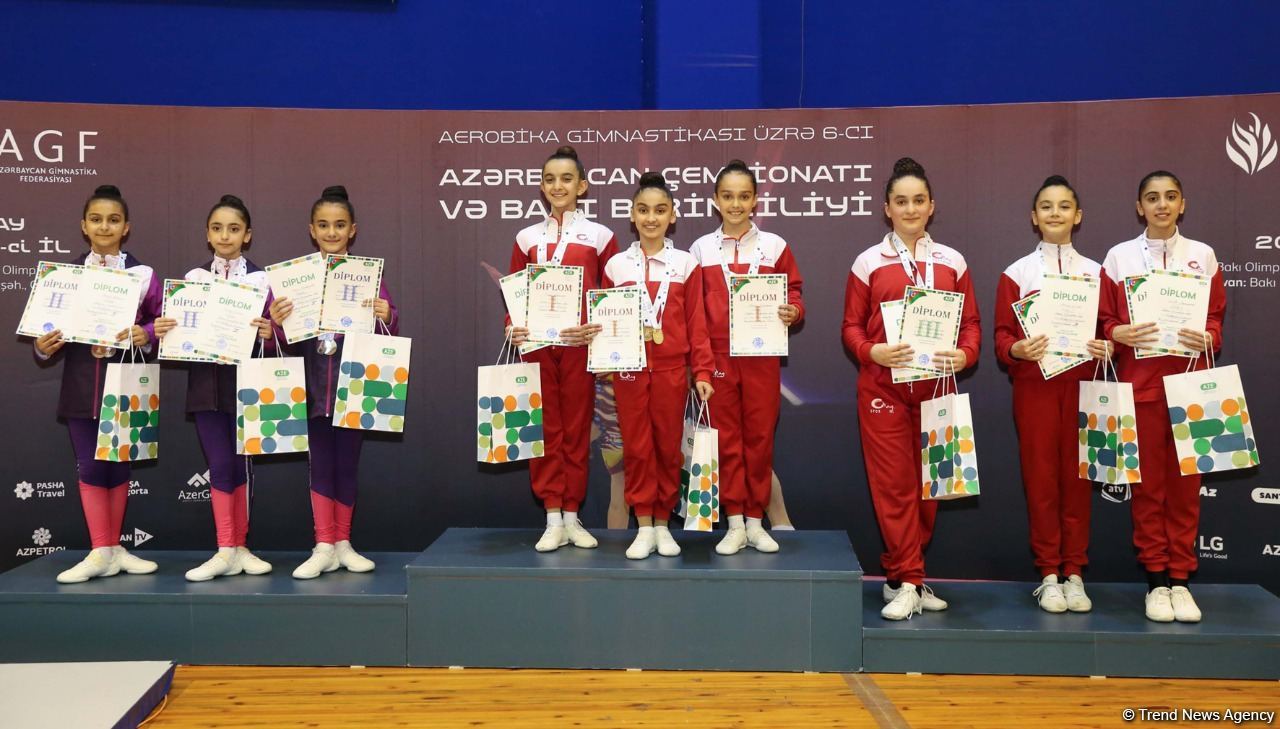 Прошла церемония награждения победителей Чемпионата Азербайджана и Первенства Баку по аэробной гимнастике среди групп и трио (ФОТО)