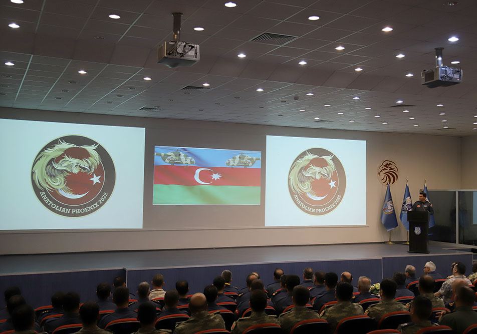 Азербайджанские пилоты успешно выполнили поставленные в рамках международных учений  задачи (ФОТО/ВИДЕО)