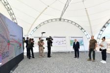 Президент Ильхам Алиев и Первая леди Мехрибан Алиева приняли участие в церемонии закладки фундамента энергетического узла “Джебраил” (ФОТО/ВИДЕО)