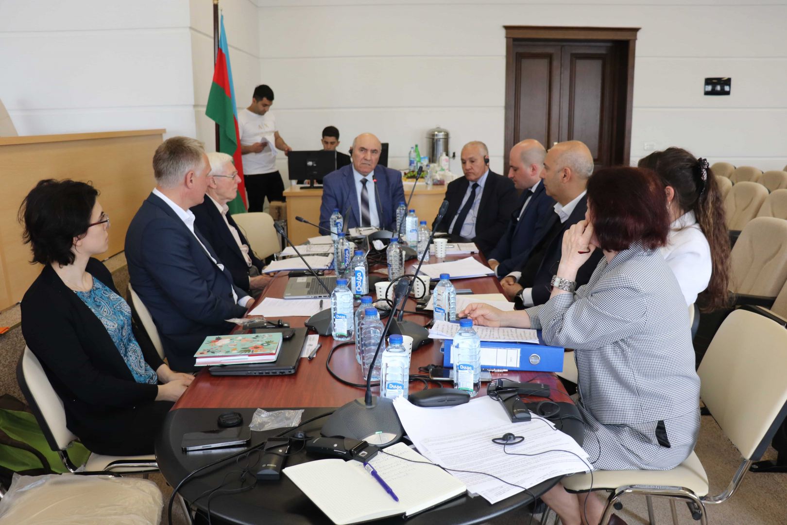 ВОЗ окажет поддержку в разработке новых стандартов питьевой воды в Азербайджане (ФОТО)