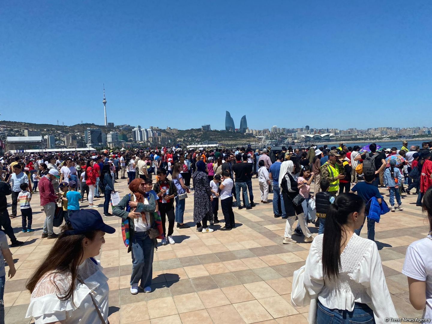 В рамках четвертого дня TEKNOFEST в Баку состоялось очередное авиашоу (ФОТО/ВИДЕО)