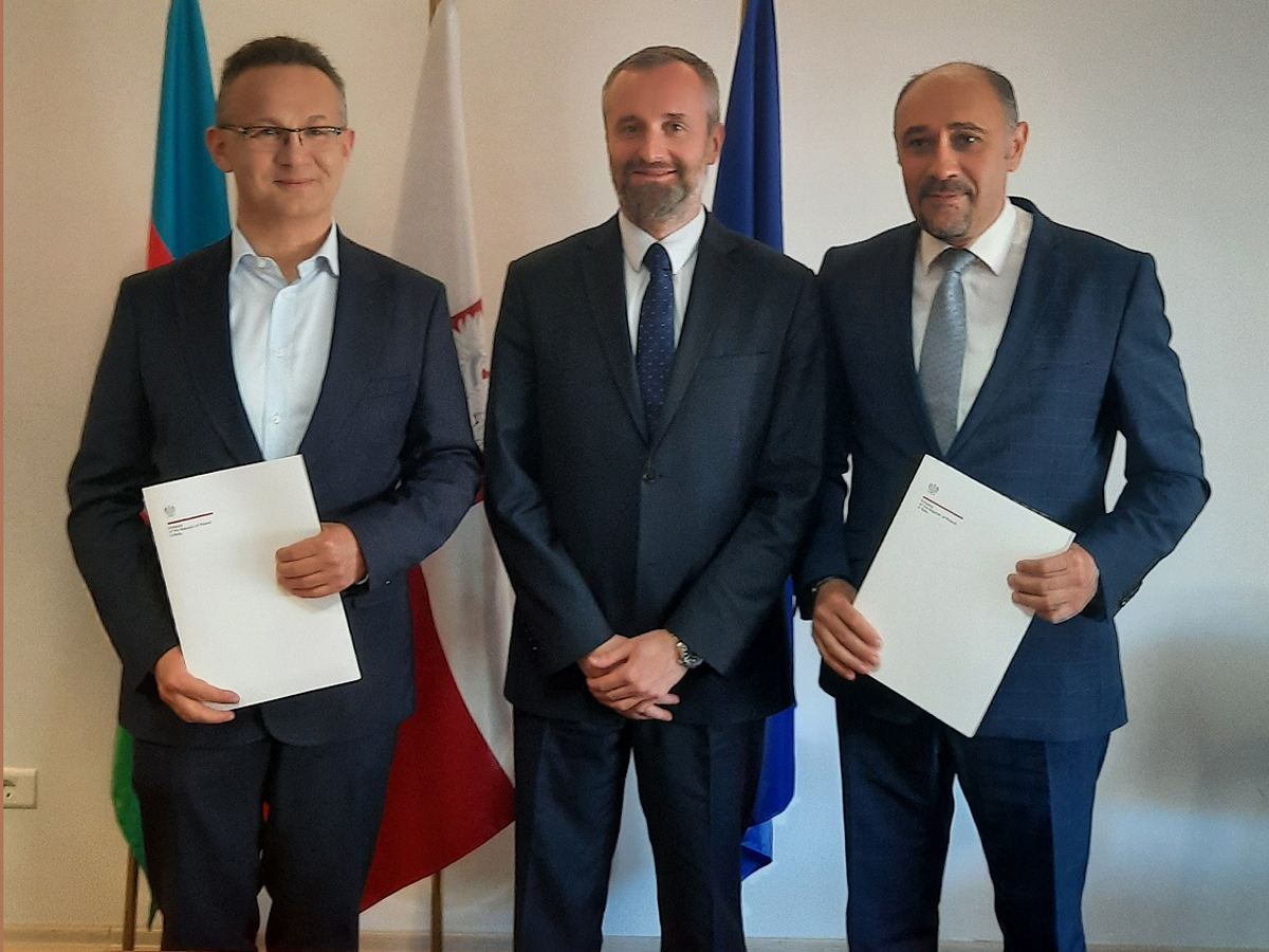 Польша и Азербайджан увеличат взаимный турпоток в связи с открытием прямого авиасообщения между двумя странами (ФОТО)