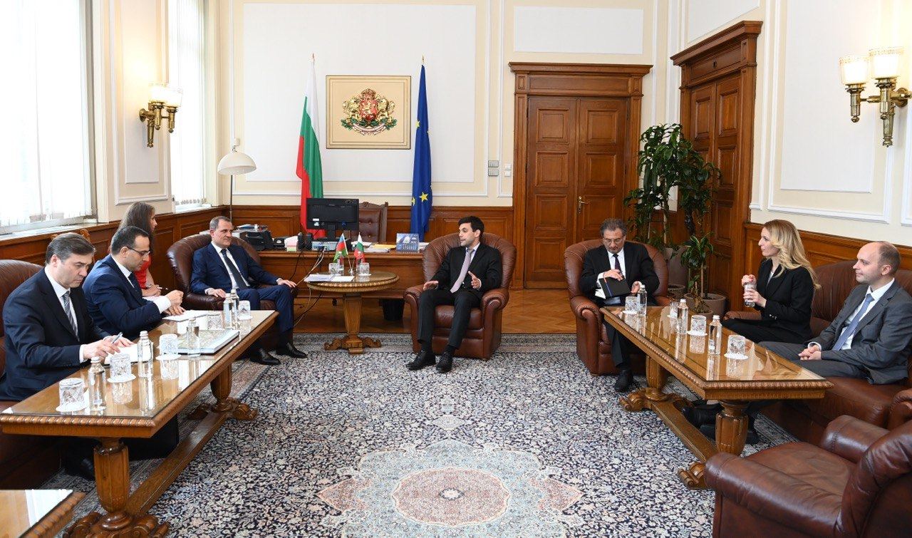 Глава МИД Азербайджана встретился с председателем Национальной ассамблеи Болгарии (ФОТО)